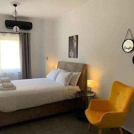 Afrodite Central Apartment By Vpn Atene Esterno foto