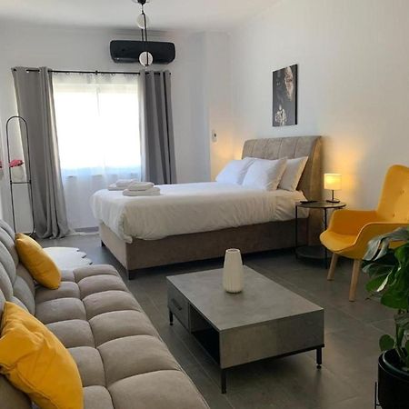 Afrodite Central Apartment By Vpn Atene Esterno foto