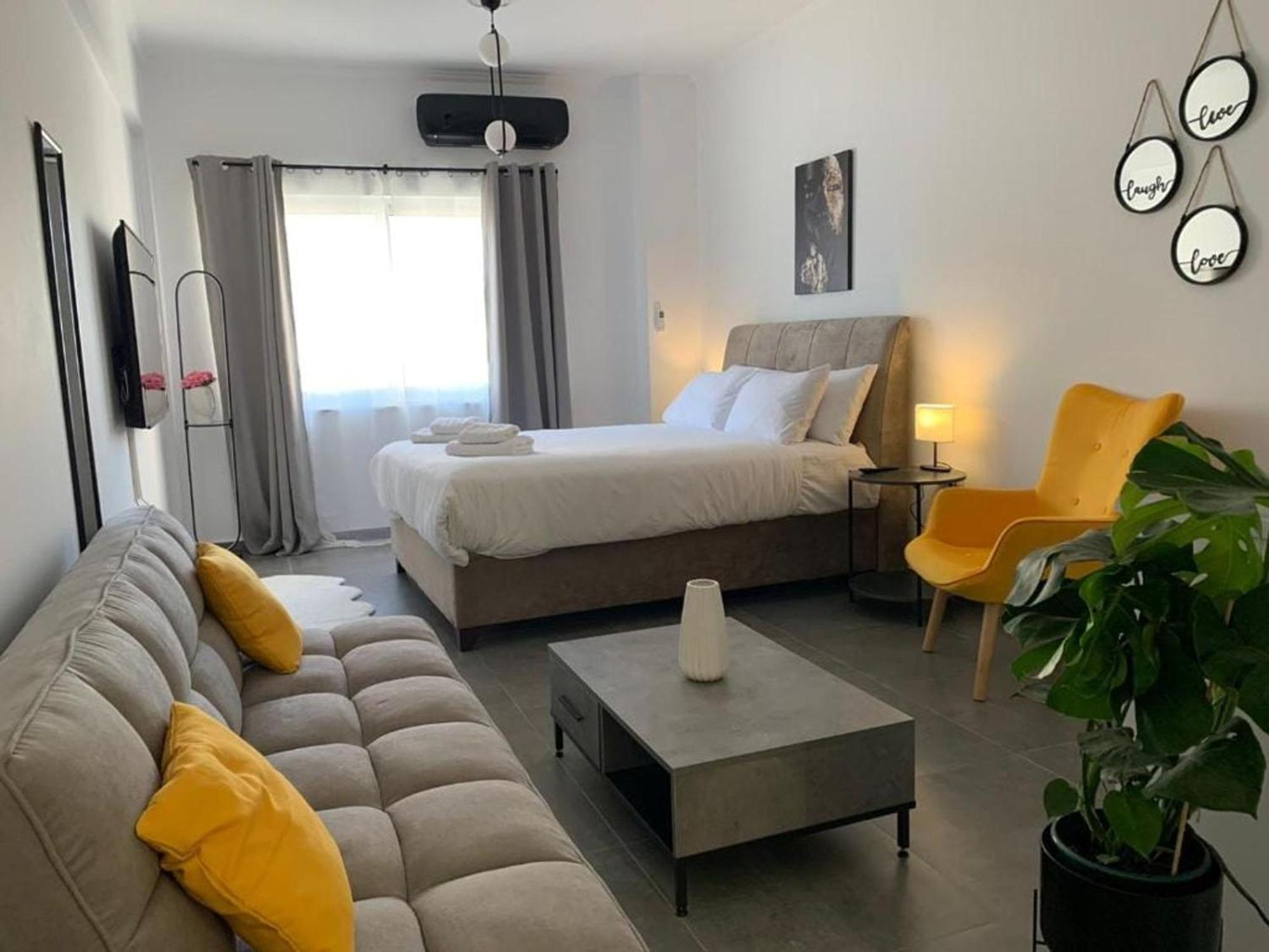 Afrodite Central Apartment By Vpn Atene Esterno foto