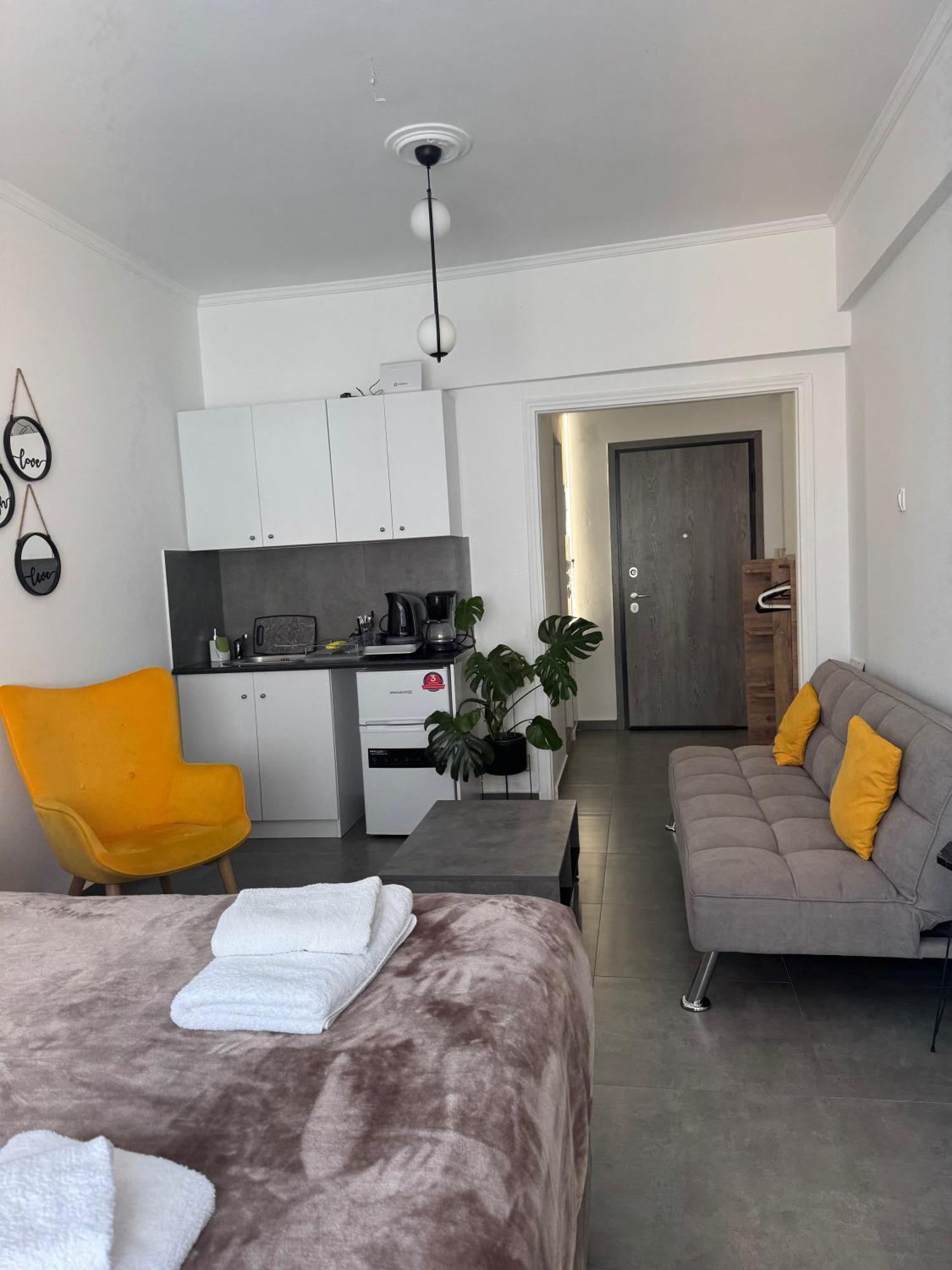 Afrodite Central Apartment By Vpn Atene Esterno foto