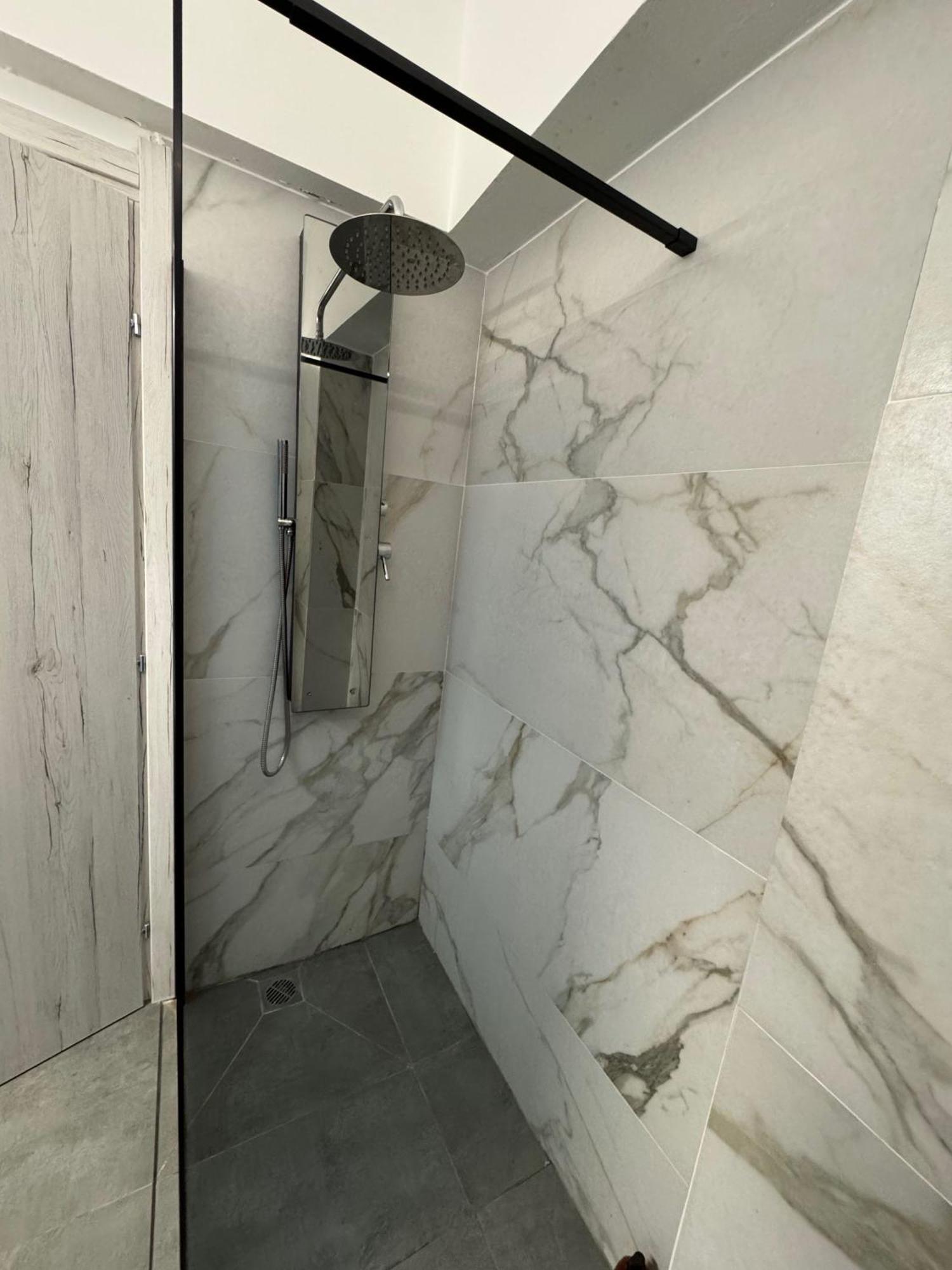 Afrodite Central Apartment By Vpn Atene Esterno foto